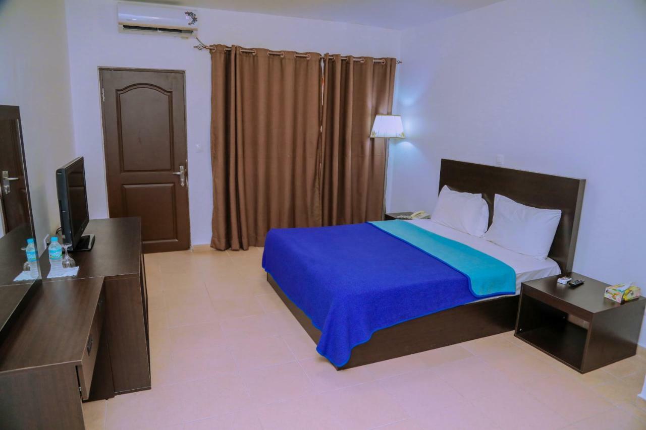 Riviera Taouyah Hotel Conakry Exterior foto
