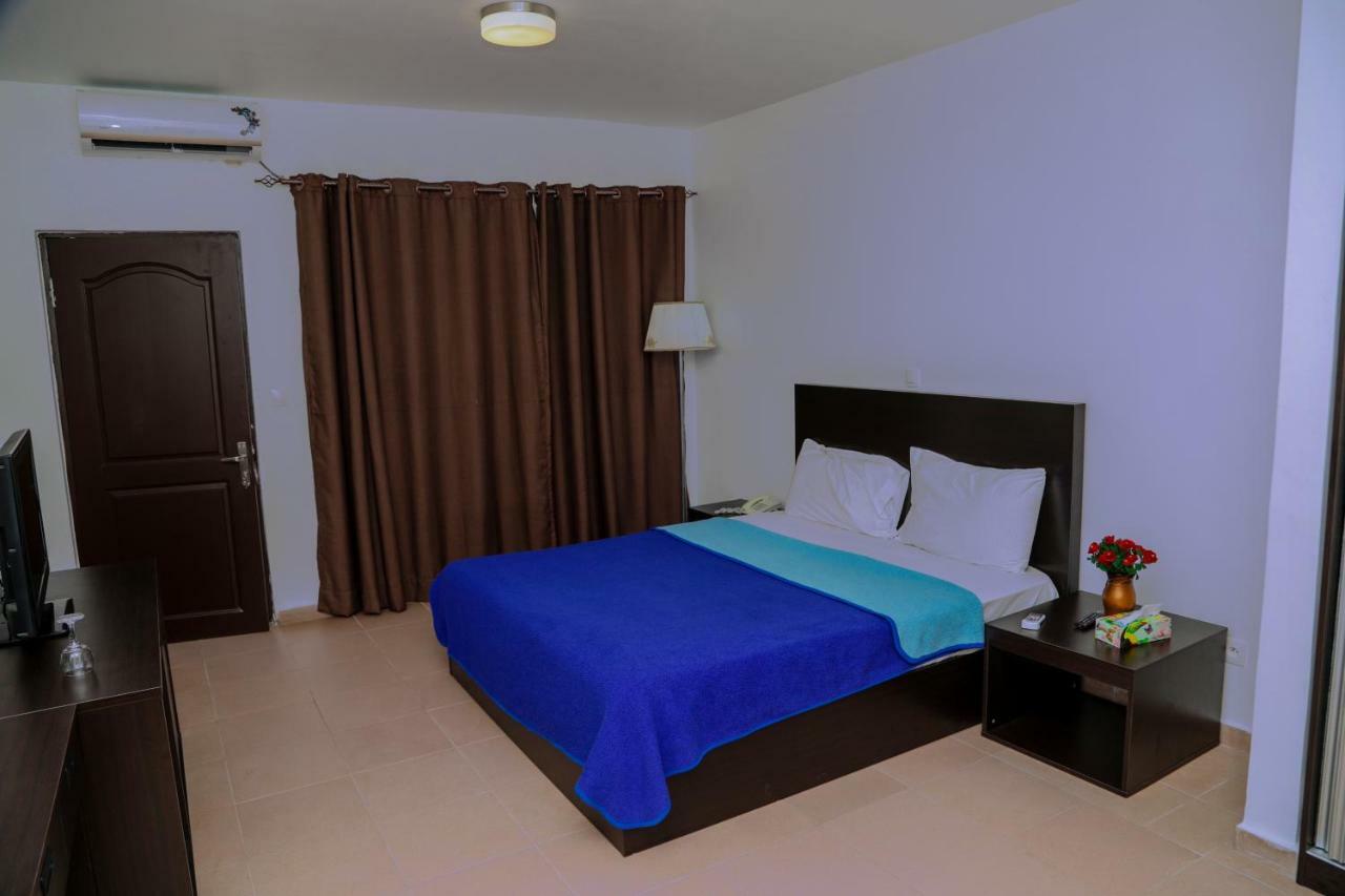 Riviera Taouyah Hotel Conakry Exterior foto